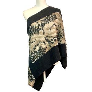 HARMONY Animal Print Pullover Eyelash Wrap Sz L/XL